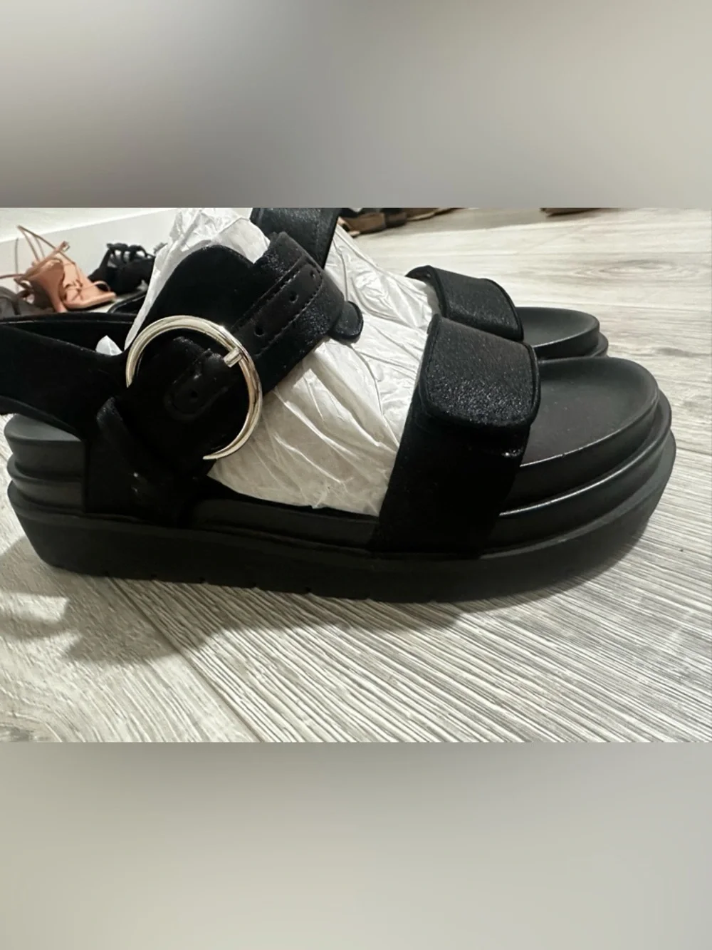 Zara Black Velvet Platform Strap Sandals - Picture 2 of 5